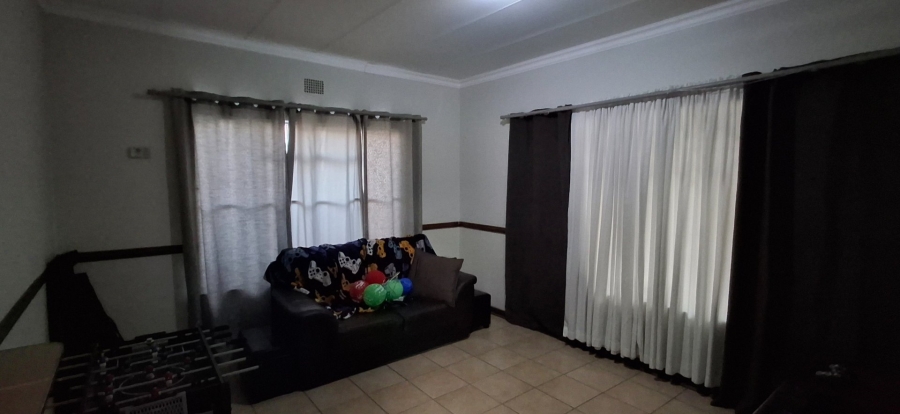 3 Bedroom Property for Sale in Generaal De Wet Free State
